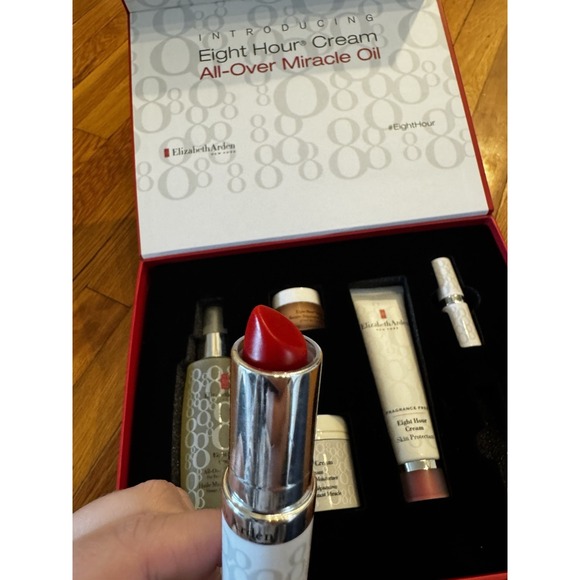 Elizabeth Arden 6 Piece Eight Hour Cream Gift Set In Red Box NEW - Picture 13 of 16